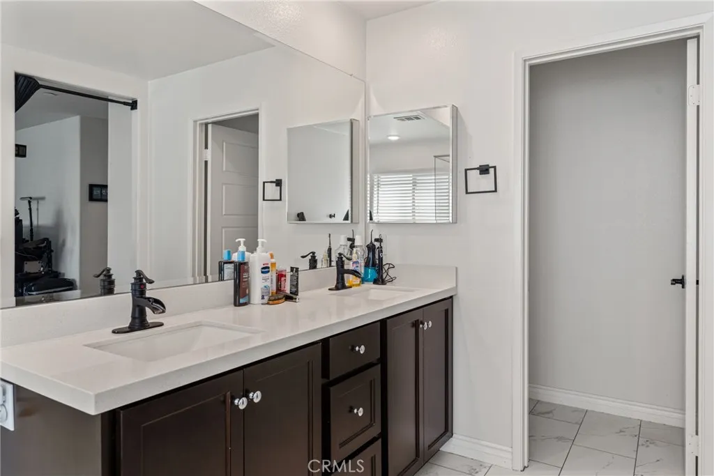 32921 Middlegate, Lake Elsinore, California 92530 home-pic-23